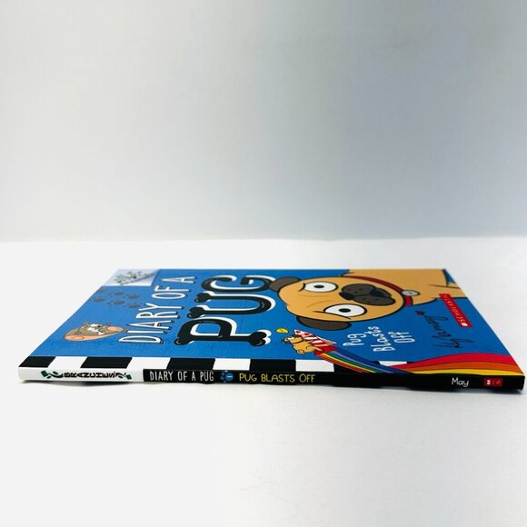 Pug Blasts Off: A Branches Book (Diary of a Pug #1) - Paperback - Brand New - Picture 3 of 6